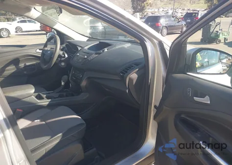 2017 Ford Escape Se from USA, damaged, VIN 1FMCU0GD0HUB44352